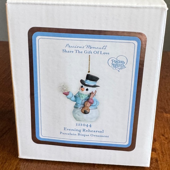 Precious Moments Ornament - “Evening Rehearsal” - Picture 1 of 8
